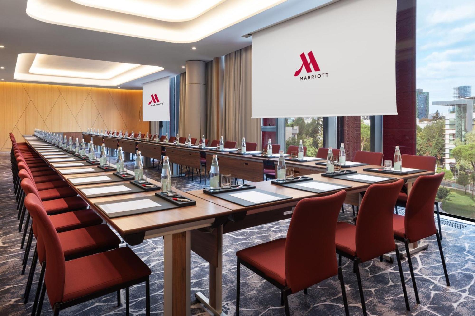 Tirana Marriott Hotel Екстериор снимка