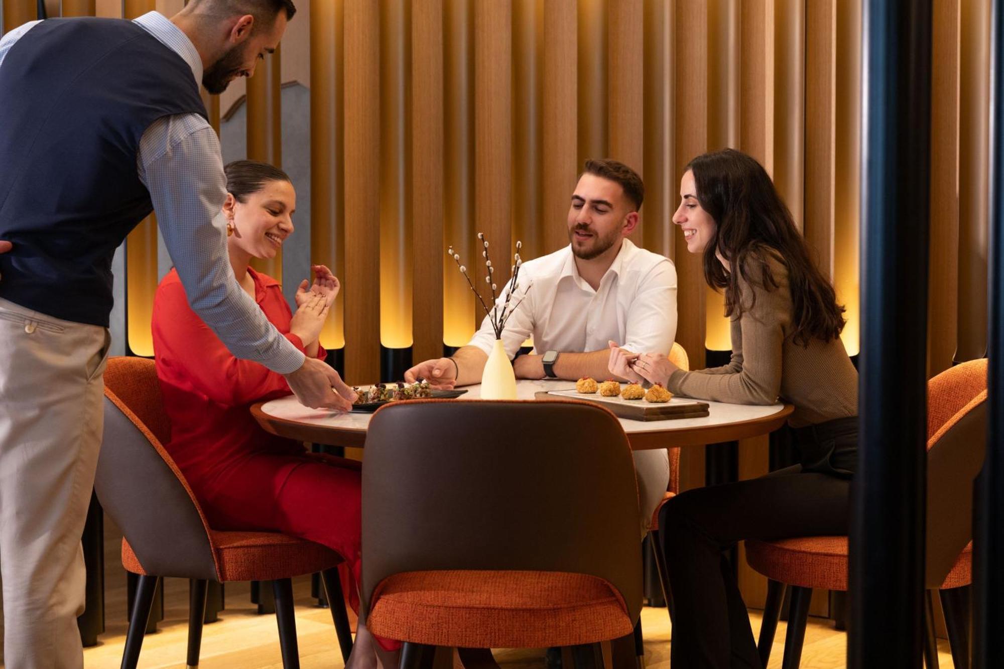 Tirana Marriott Hotel Екстериор снимка
