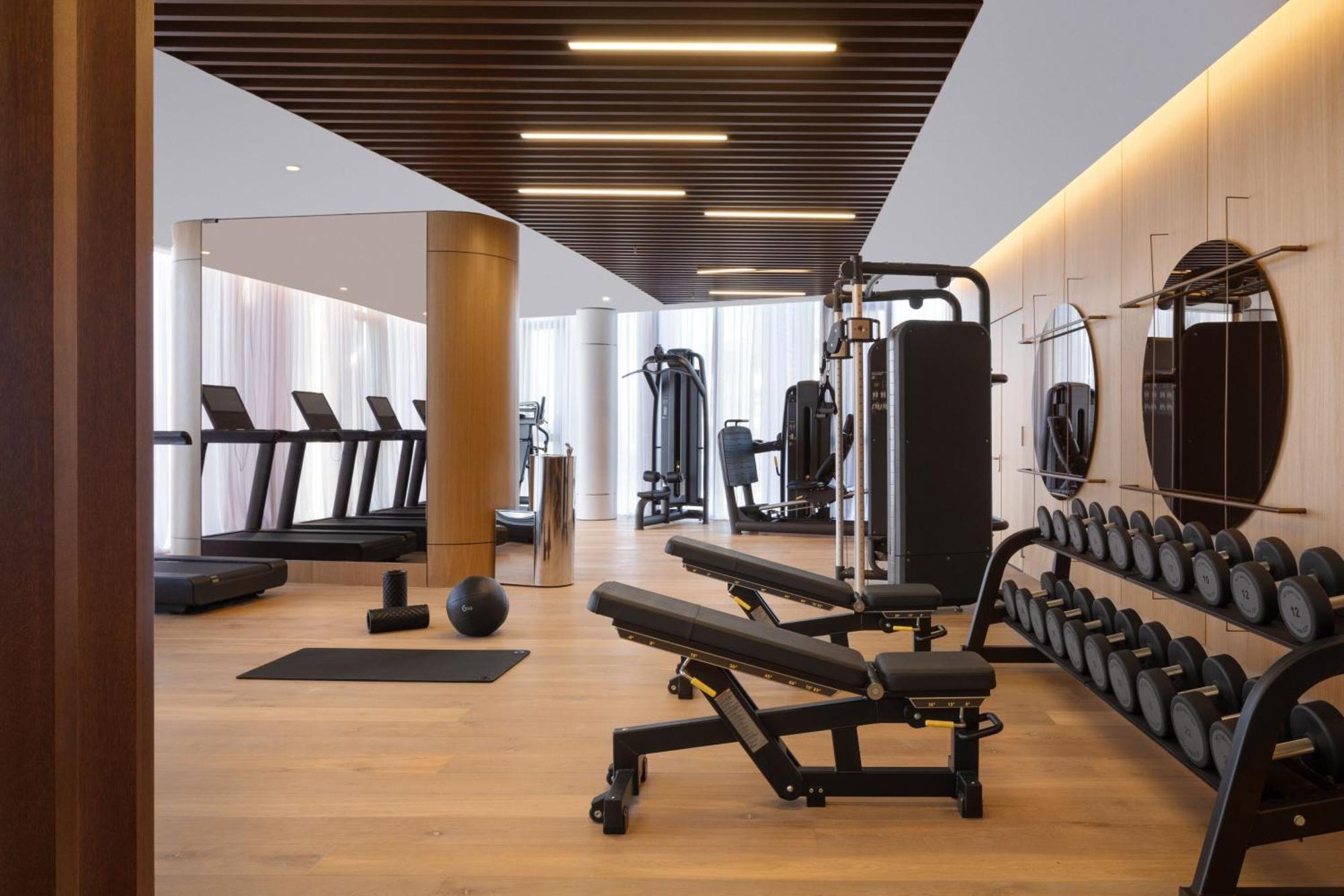 Tirana Marriott Hotel Екстериор снимка