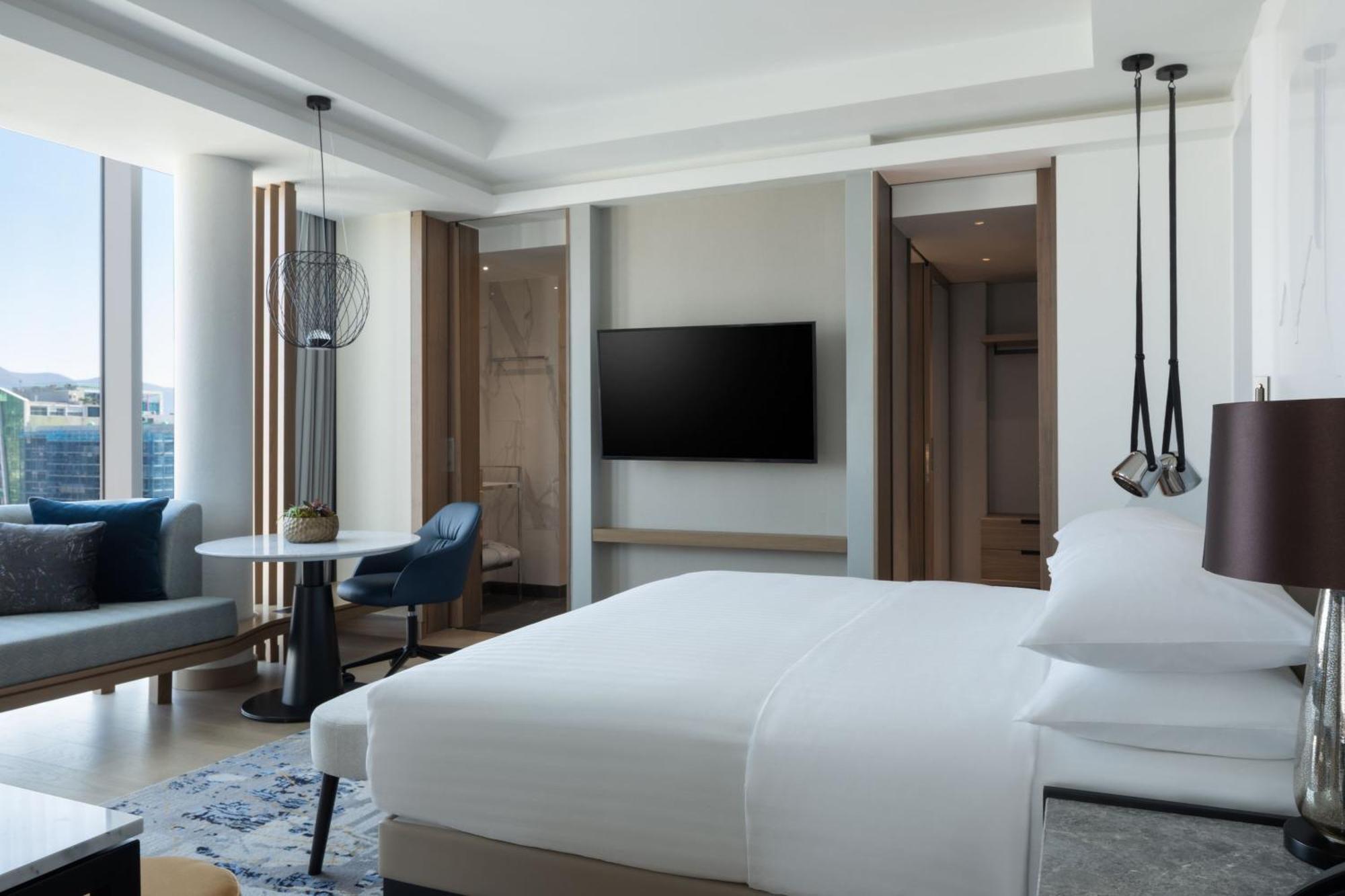 Tirana Marriott Hotel Екстериор снимка