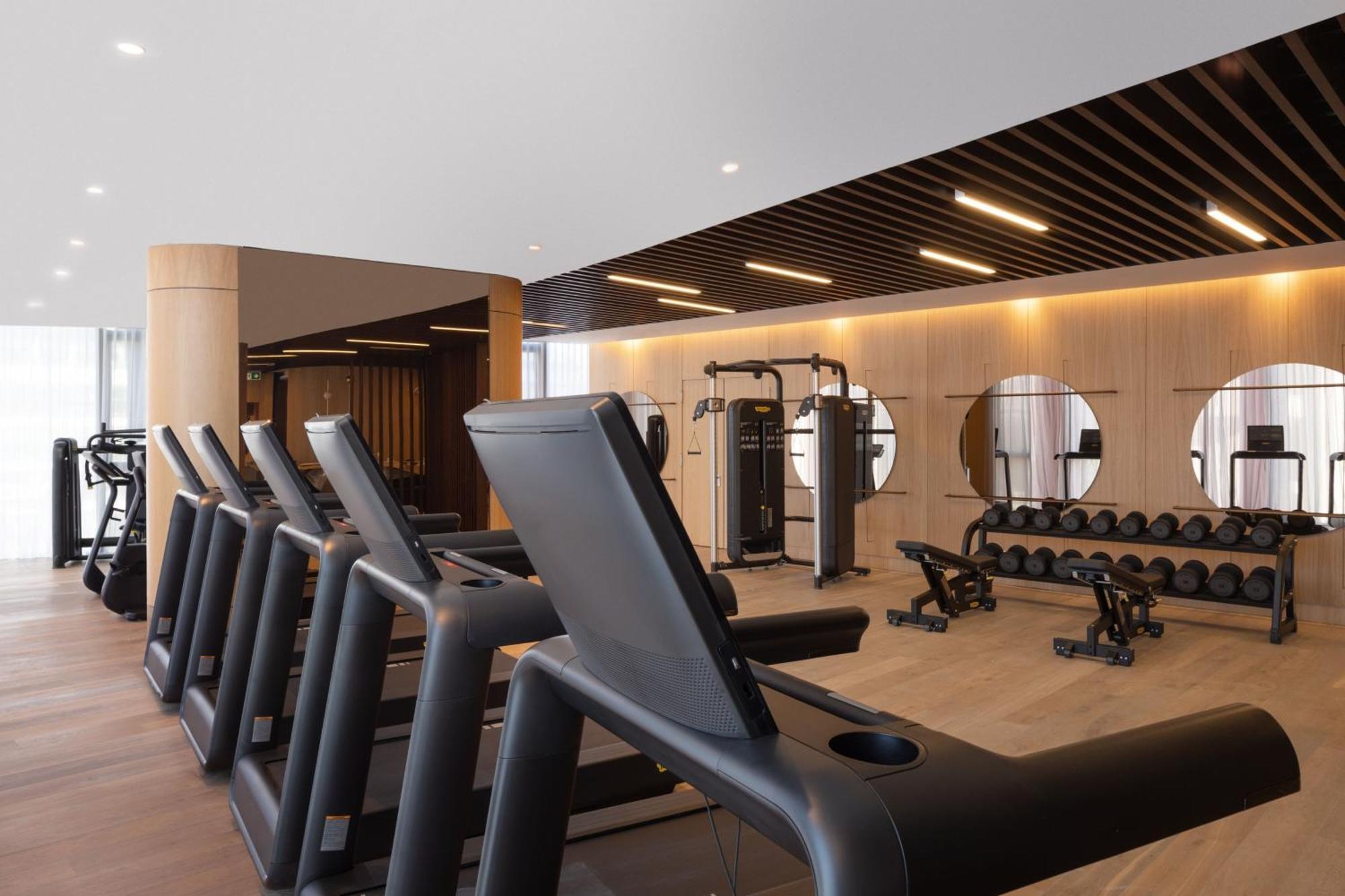 Tirana Marriott Hotel Екстериор снимка