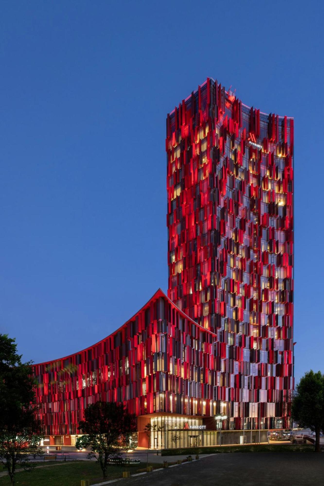 Tirana Marriott Hotel Екстериор снимка